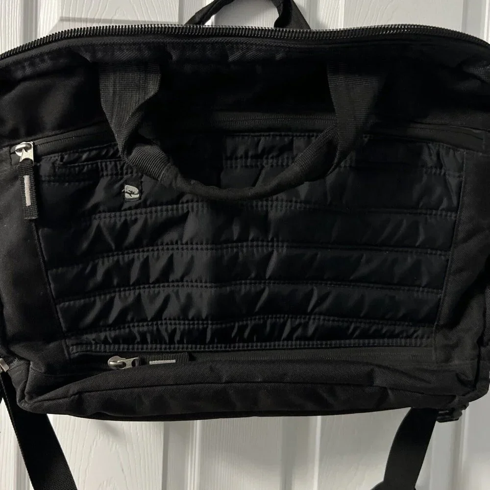 OGIO Street VIKINGS Laptop Computer Messenger Bag Mobile Office XL Contractor 28